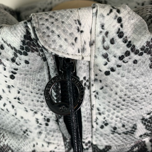 NOIZE Jozy Snake Print Vegan Faux Leather Puffer Jacket 1X NWT - Picture 10 of 14